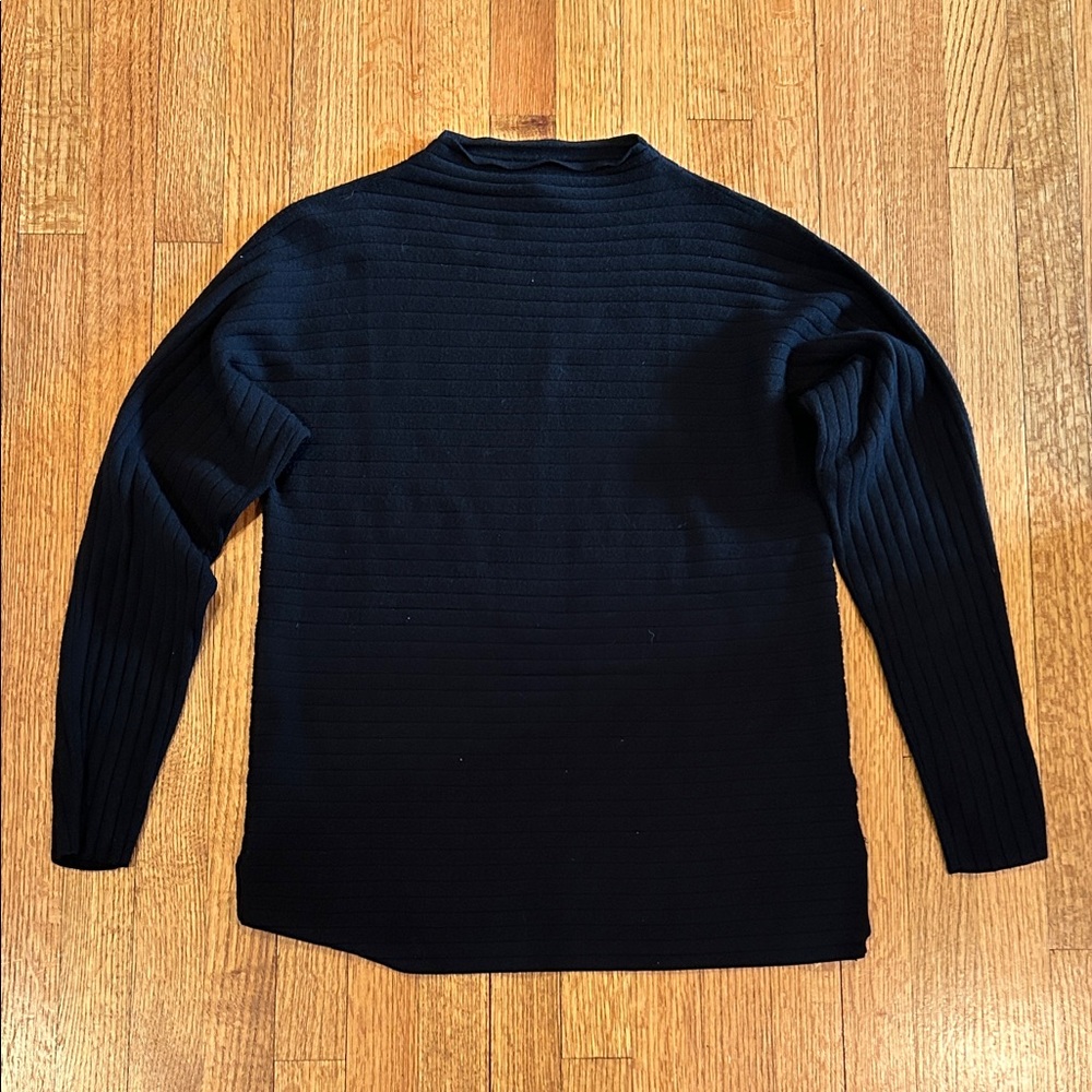 Banana Republic Black Mock Turtleneck Sweater Size Medium